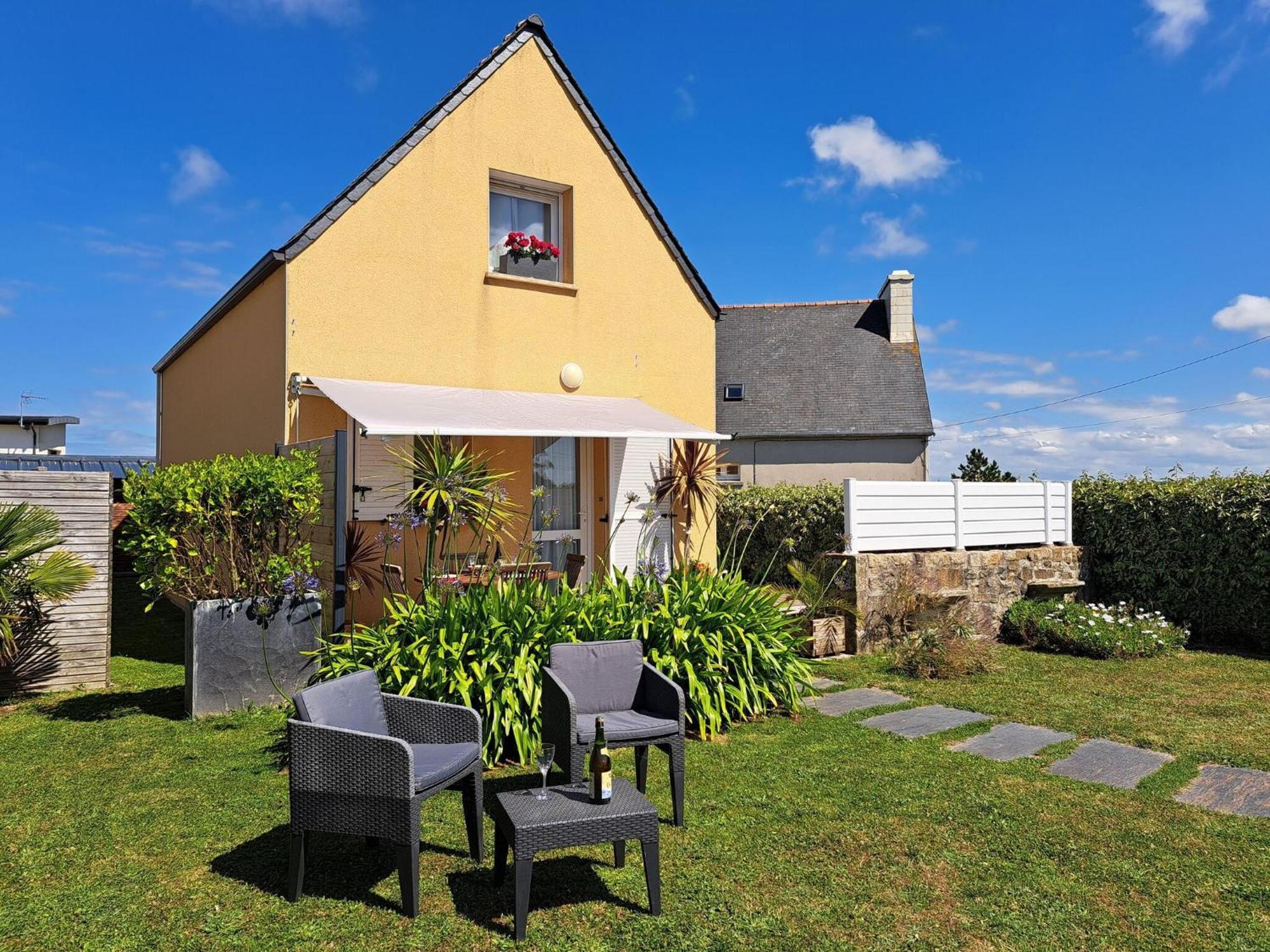 Holiday home with sea views, Plounéour-Brignogan-Plages Esterno foto